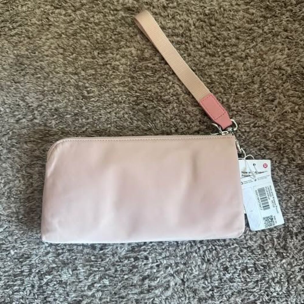 Lululemon Now and Always Pouch pink - Picture 2 of 5